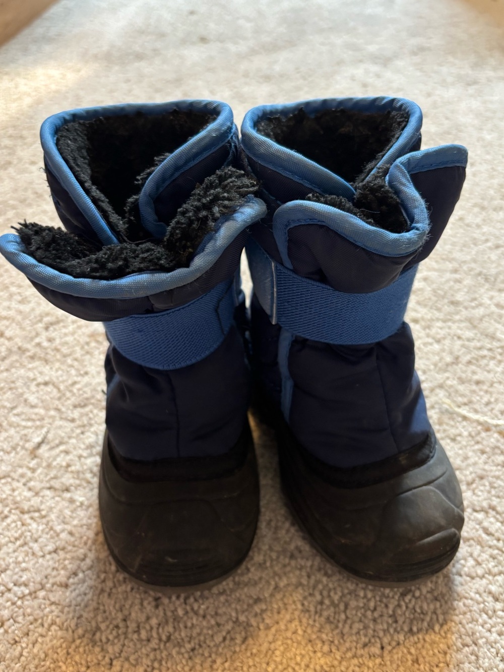 Kamik size 6